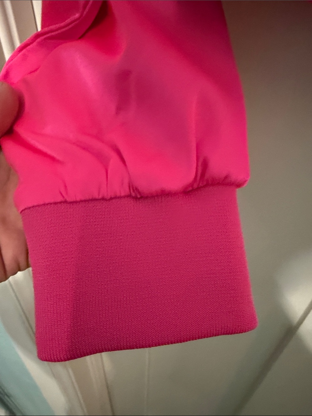 RIVIR Bright Pink Cropped Barbiecore Satin Bomber Jacket size S - Picture 9 of 10